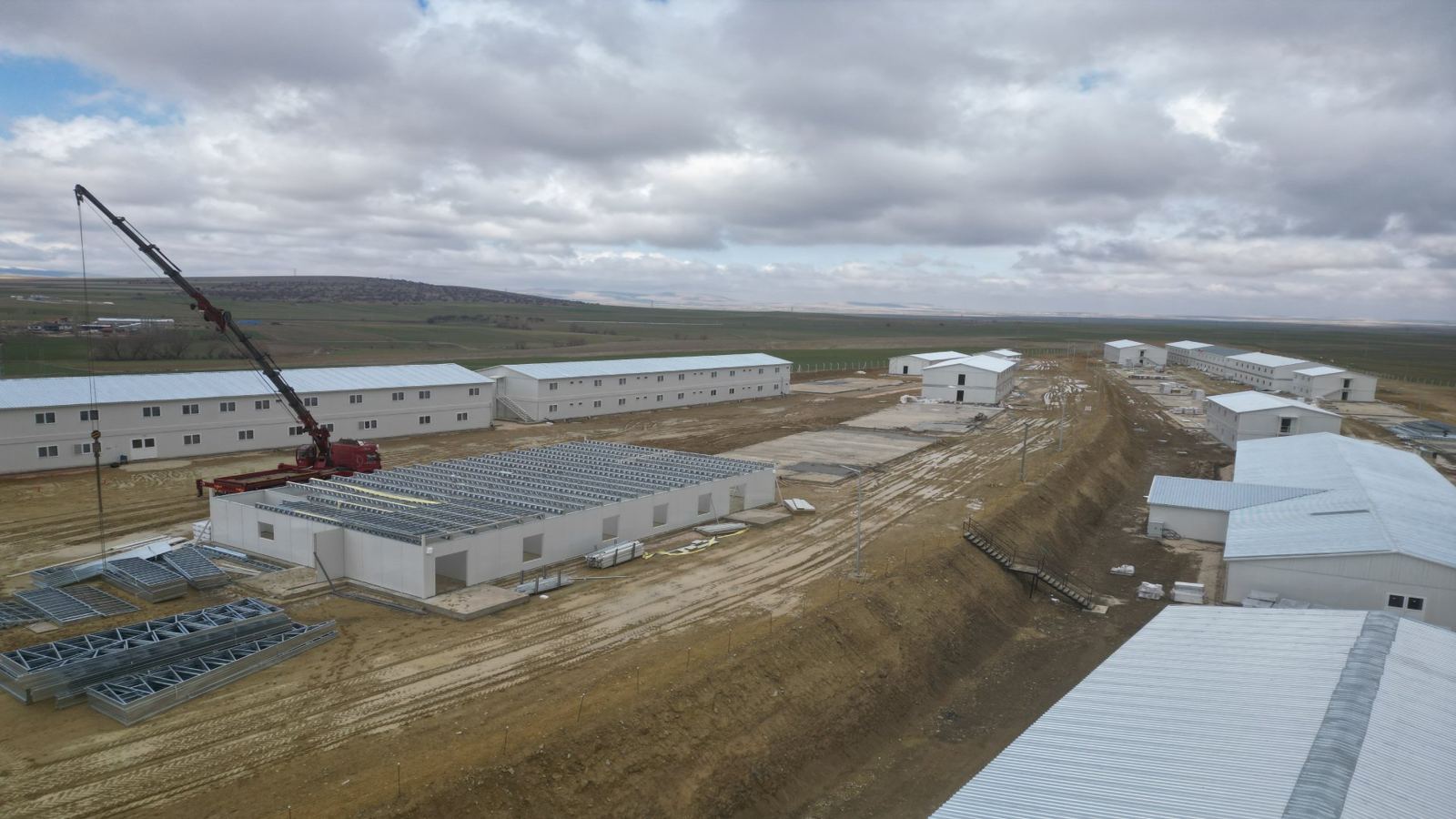 Şantiye ve kamp binaları